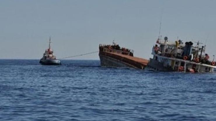 Mülteci gemisi battı: 400 ölü
