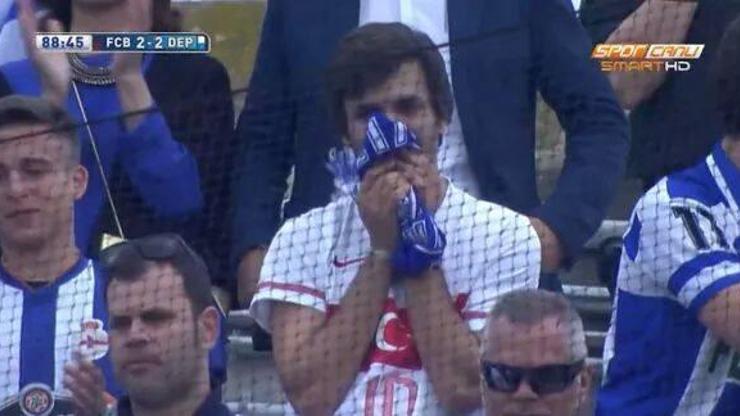 Türkiye formalı Deportivo taraftarı
