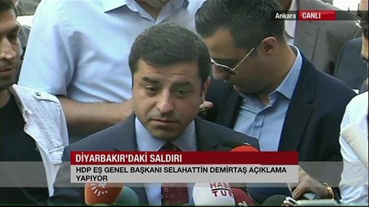 Demirtaş, Diyarbakırdaki saldırılarla ilgili hükümeti ve Cumhurbaşkanını suçladı