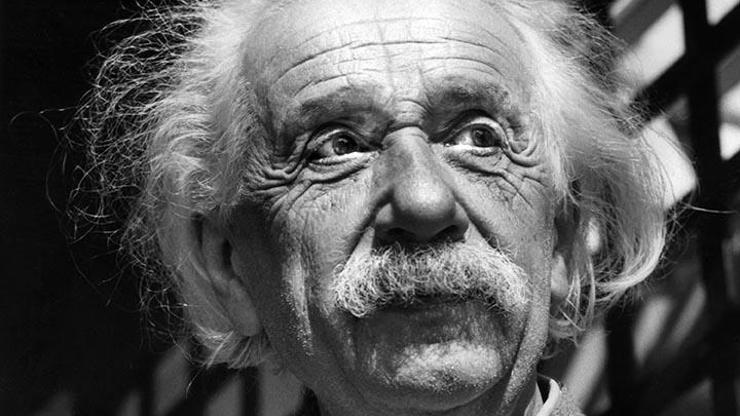 Albert Einsteinin mektupları açık artırmaya çıkıyor
