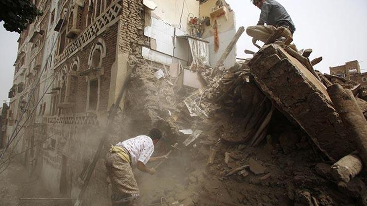 Suudi Arabistanın Yemene saldırısında 3 bin yıllık mahalle yok oldu