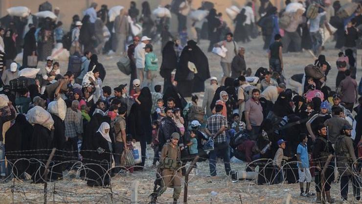 Yer: Akçakale. Türk askeri ile IŞİD burun buruna