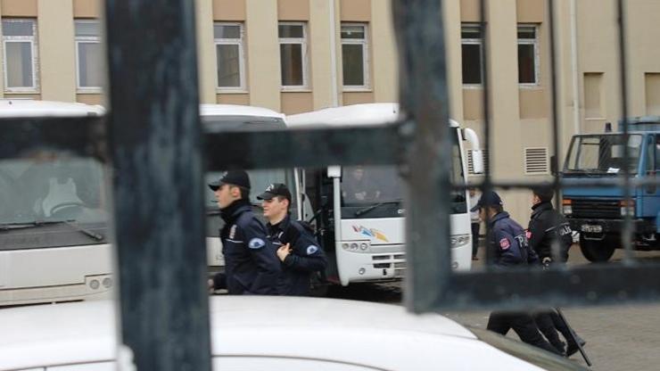 Diyarbakırda 4 kişinin öldürülmesiyle ilgili 14 kişi tutuklandı