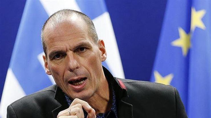 Yanis Varoufakis sert konuştu
