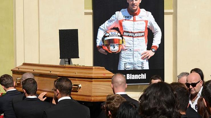 Bianchinin cenazesi toprağa verildi