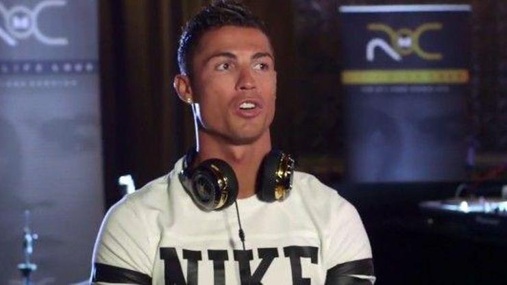 Ronaldo’dan yeni kulaklık serisi