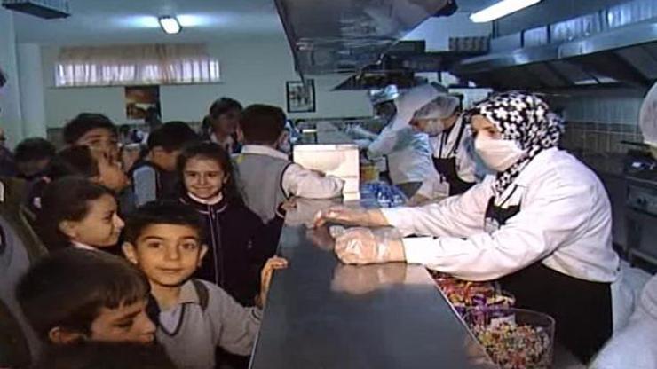 Okul kantinlerinde bu yiyecekler yasaklandı