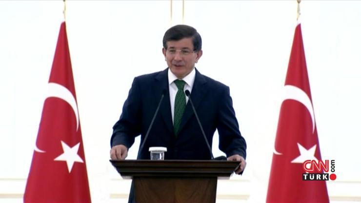 Başbakan Davutoğlu Alevilerle kahvaltıda buluştu