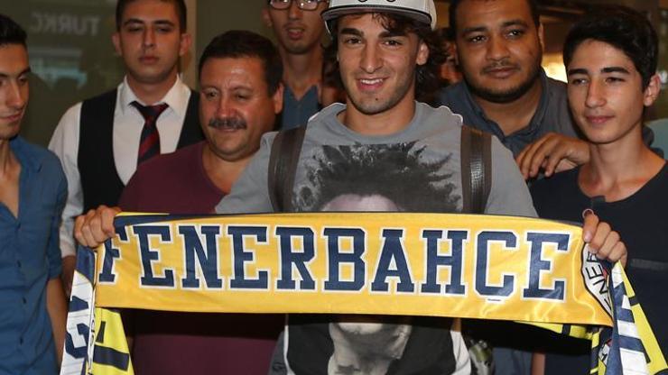 Lazar Markovic resmen Fenerbahçede