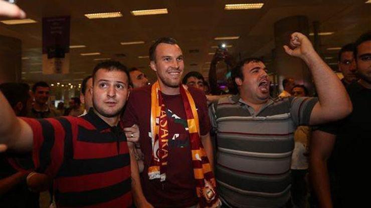 FIFA Grosskreutz kararını Galatasaraya bildirdi.