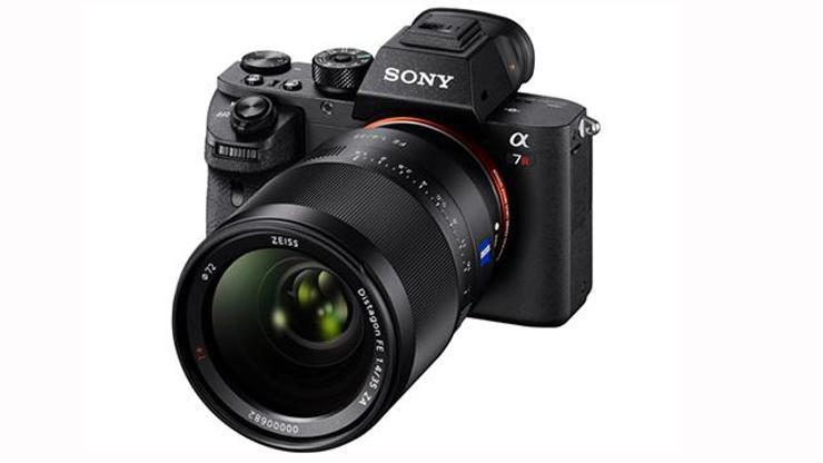 IFA  2015: Sony Alpha 7R II DSLR fotoğraf makinesi