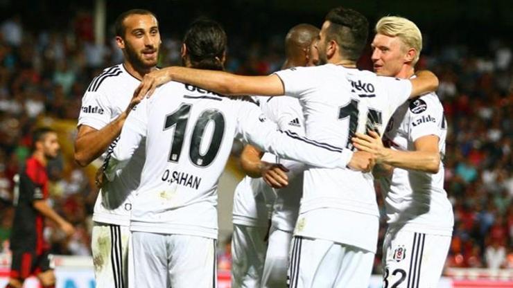 Beşiktaşın Skenderbeu maçı kadrosu açıklandı