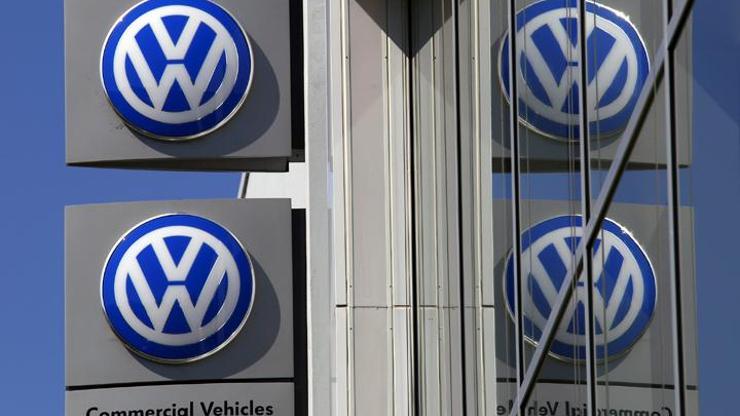 Moodys Volkswagenin notunu düşürdü