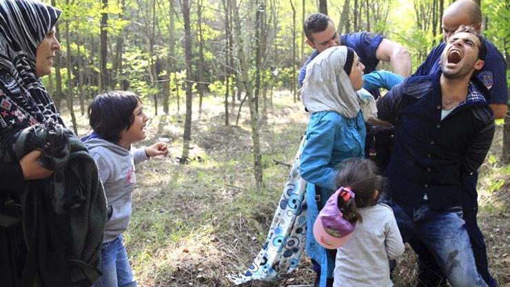 Avusturya, Suriyeli mülteciyi karnında ölü bebeğiyle Almanyaya gönderdi