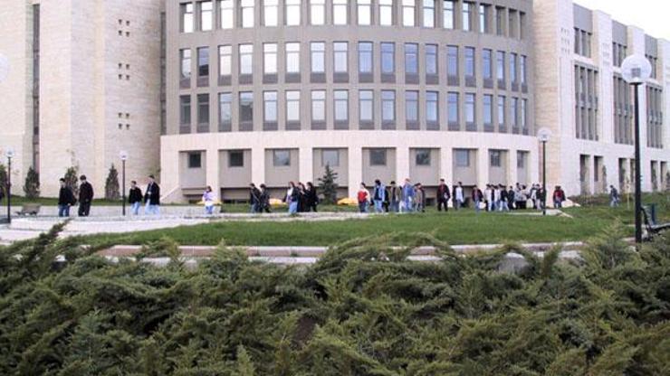 Beşeri Bilimler alanında Türkiyenin en iyi üniversitesi hangisi