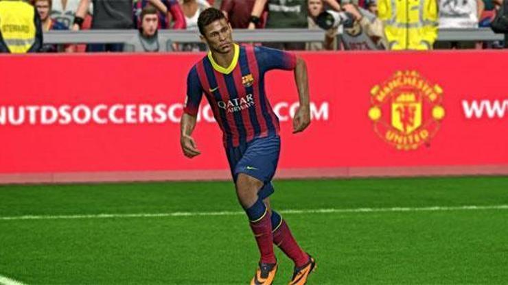 PES 2015`in Yeni Oynan Videosu