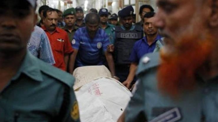 Bangladeşte laik yayıncı öldürüldü