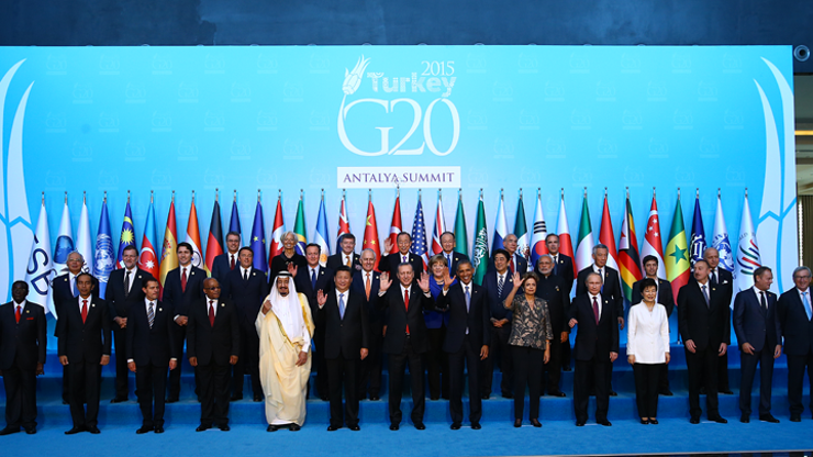 G20de liderler aile fotoğrafında bir araya geldi