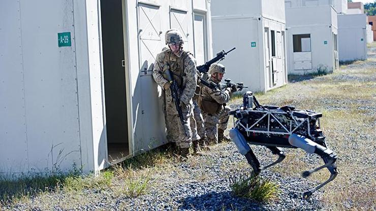 ABD ordusu robot eğitmeye başladı