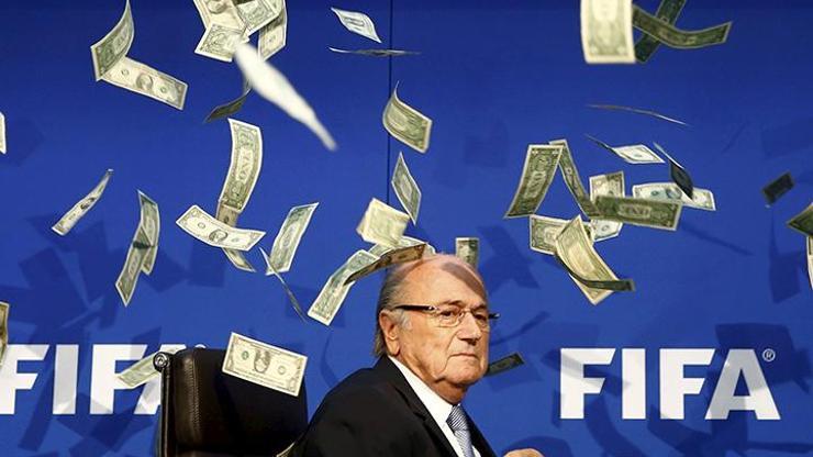Sepp Blattera 100 milyon dolarlık suçlama