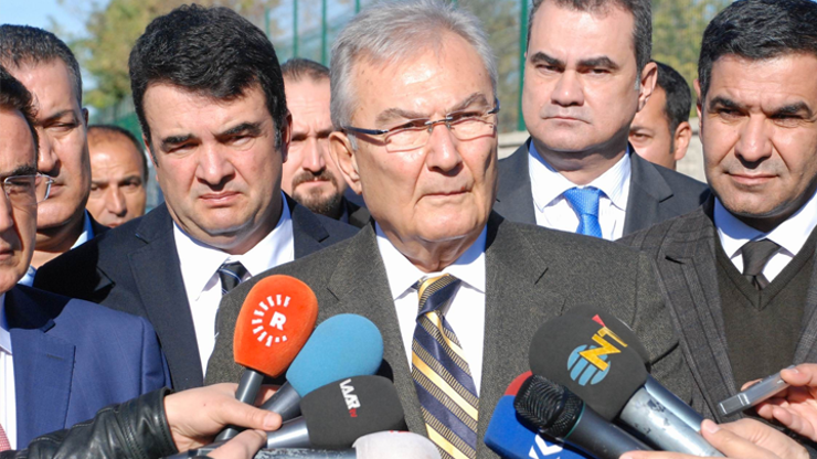 Deniz Baykal ve MHPli vekillere yönelik kaset skandalında iki gözaltı