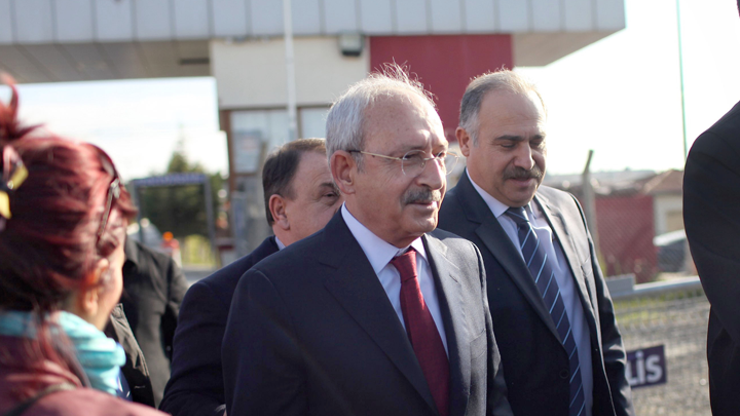 CHP Genel Başkanı Kılıçdaroğlu, Can Dündar ve Erdem Gülü ziyaret etti