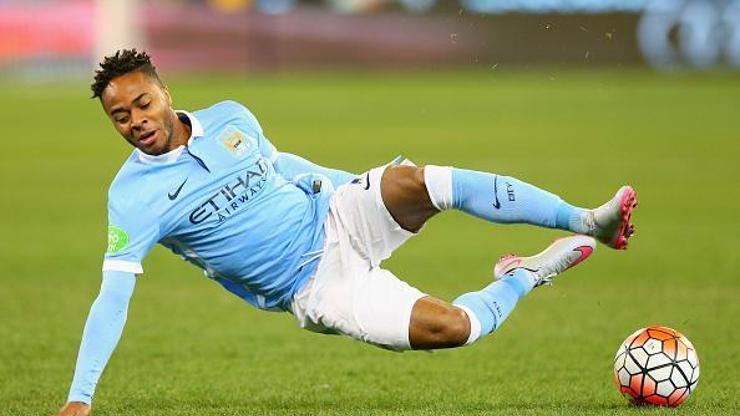 Manchester Cityli Sterlinge ırkçı saldırıda bir kişi gözaltına alındı