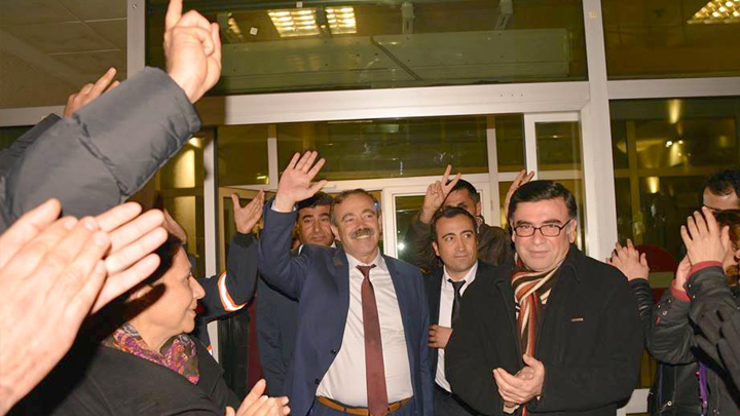 HDPli Belediye Başkanı serbest bırakıldı