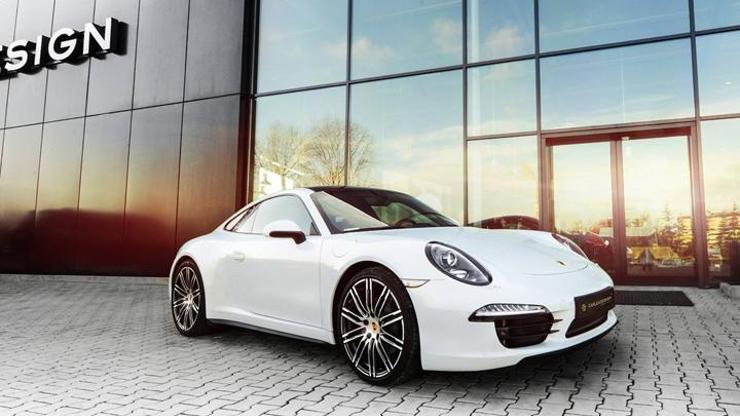 Carlex Design yorumuyla Porsche 911 Carrera 4S