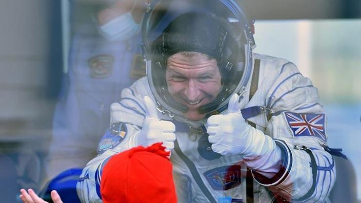 İngiliz astronot uzaydan Noel kutlamak için yanlış numarayı aradı
