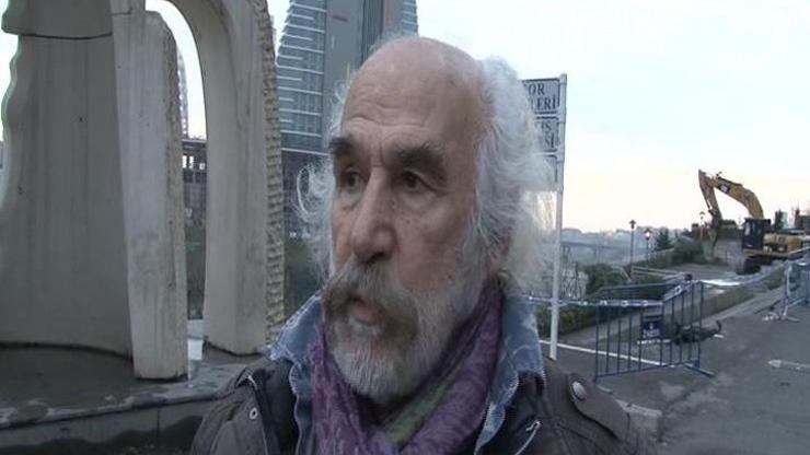 Mehmet Aksoy bu kez heykelini yıkılmaktan kurtardı