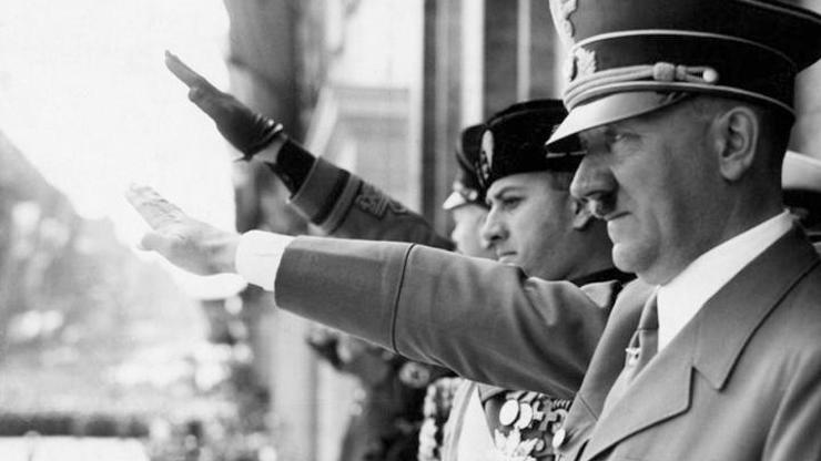 Hitlerin kitabı Kavgam 70 yıl aradan sonra yeniden piyasada