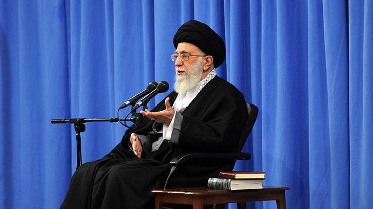 İranın Ayetullahı Hamaney, dini liderliği kabul etmeyenleri de çağırdı
