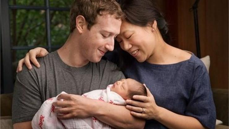 Facebookun kurucusu Mark Zuckerbergin dolabı şaşırttı