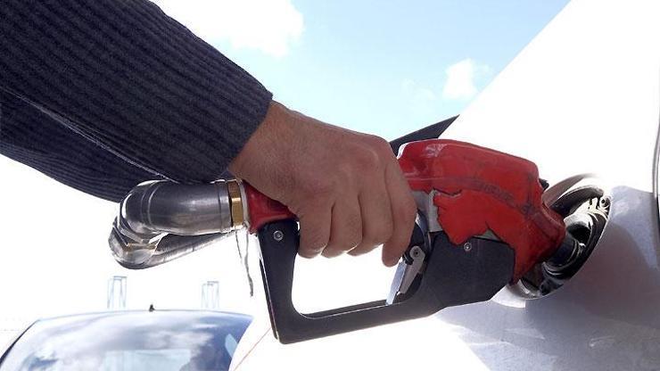 Petrol fiyatları yeniden düşmeye başladı