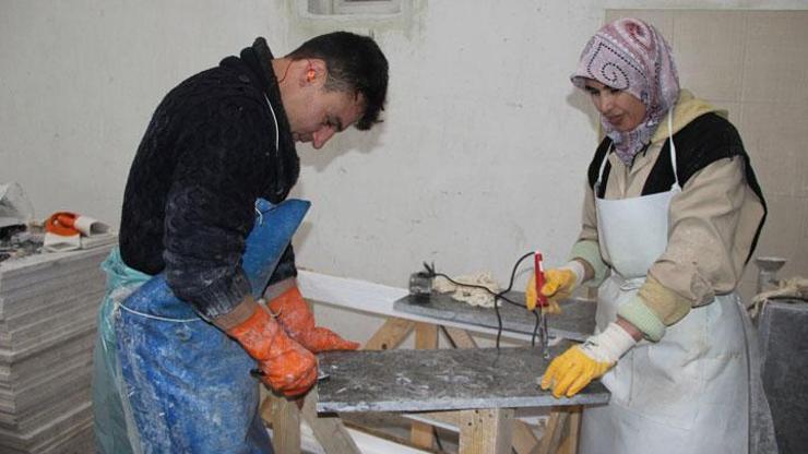 Suriyeli ve diğer mültecilere çalışma izni tamam