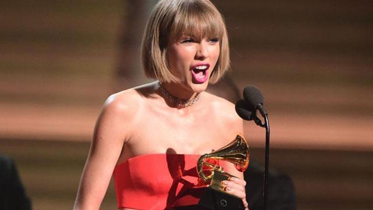 Taylor Swift 3 ödülle Grammyye damgasını vurdu