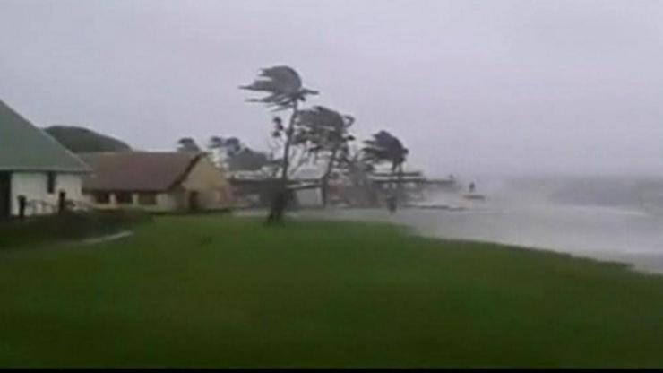 Uzakdoğuda Fijiyi fırtına vurdu