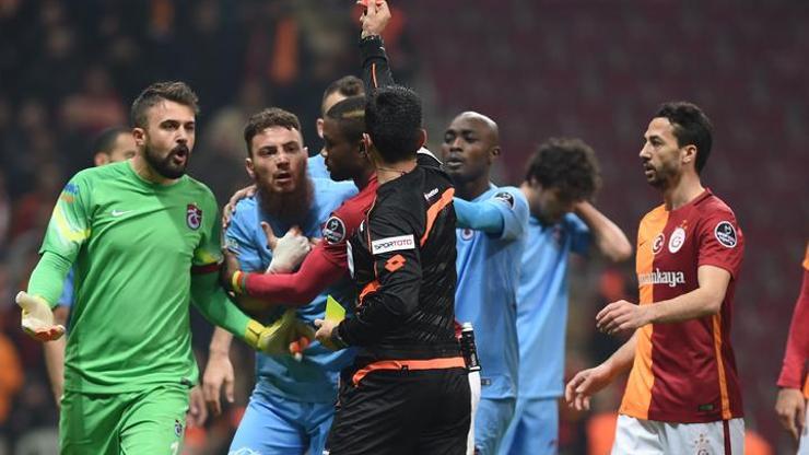 Arenada 4 kırmızı kart 3 gol: Galatasaray:2 Trabzonspor:1