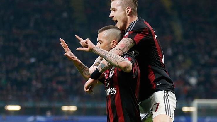 Milan güle oynaya finalde: 5-0