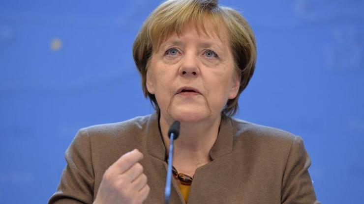 Merkel: Türkiye olmadan insan kaçakçılarıyla mücadeleyi kazanamayız