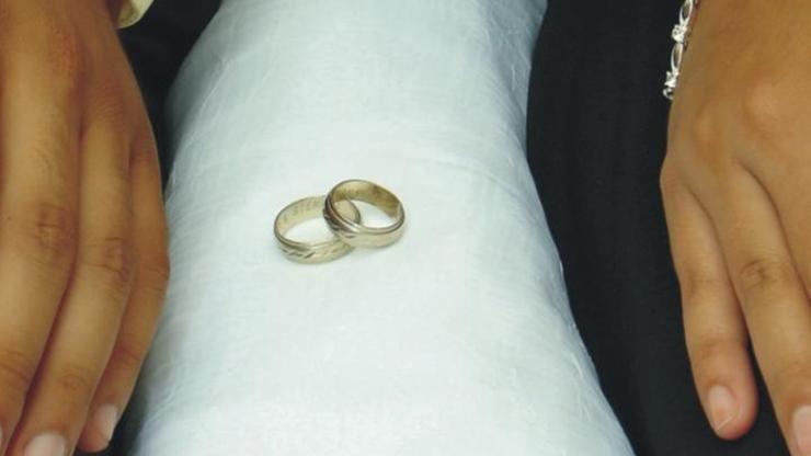 Evli kadın evlilik vaadiyle dolandırıcılıktan tutuklandı