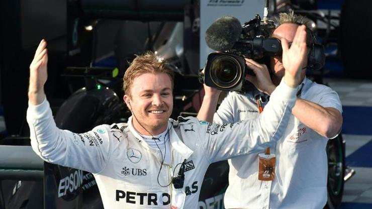 Rosberg kaldığı yerden devam ediyor