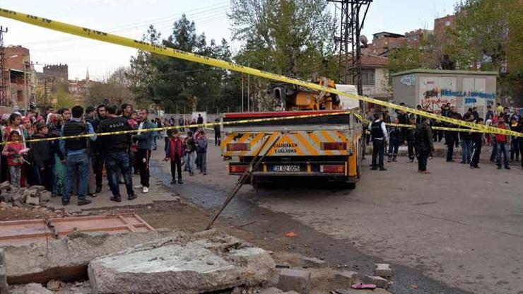 Diyarbakırda vinç faciası: 2 çocuk öldü