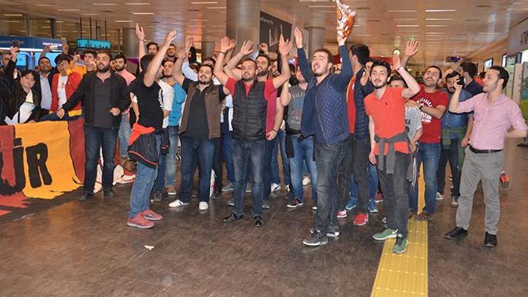 Galatasaray Odeabanka coşkulu karşılama