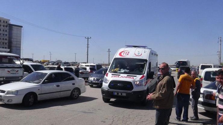 Otomobil pazarında taciz kavgası: 17 yaralı