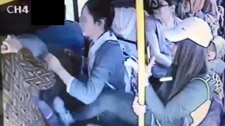 Halk otobüsündeki tacizciyi tekme tokat dövdüler