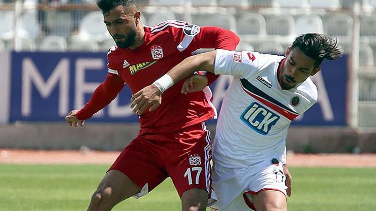 10 kişi kalan Sivasspor 90+1de hayata döndü