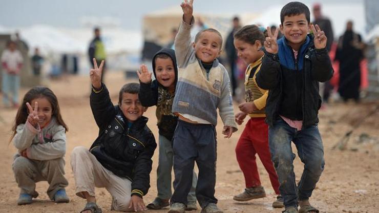 BMden Türkiyedeki Suriyelilere nakit ve kışlık yardımı