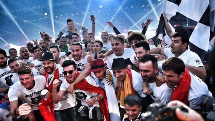 Beşiktaş Vodafone Arenada şampiyonluk şöleni